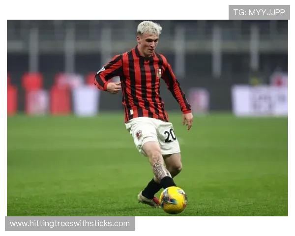 AC米兰边路主导进攻,中路层次问题逐步显现,对赛季表现带来挑战 AC米兰边路主导进攻,中路层次问题逐步显现,对赛季表现带来挑战